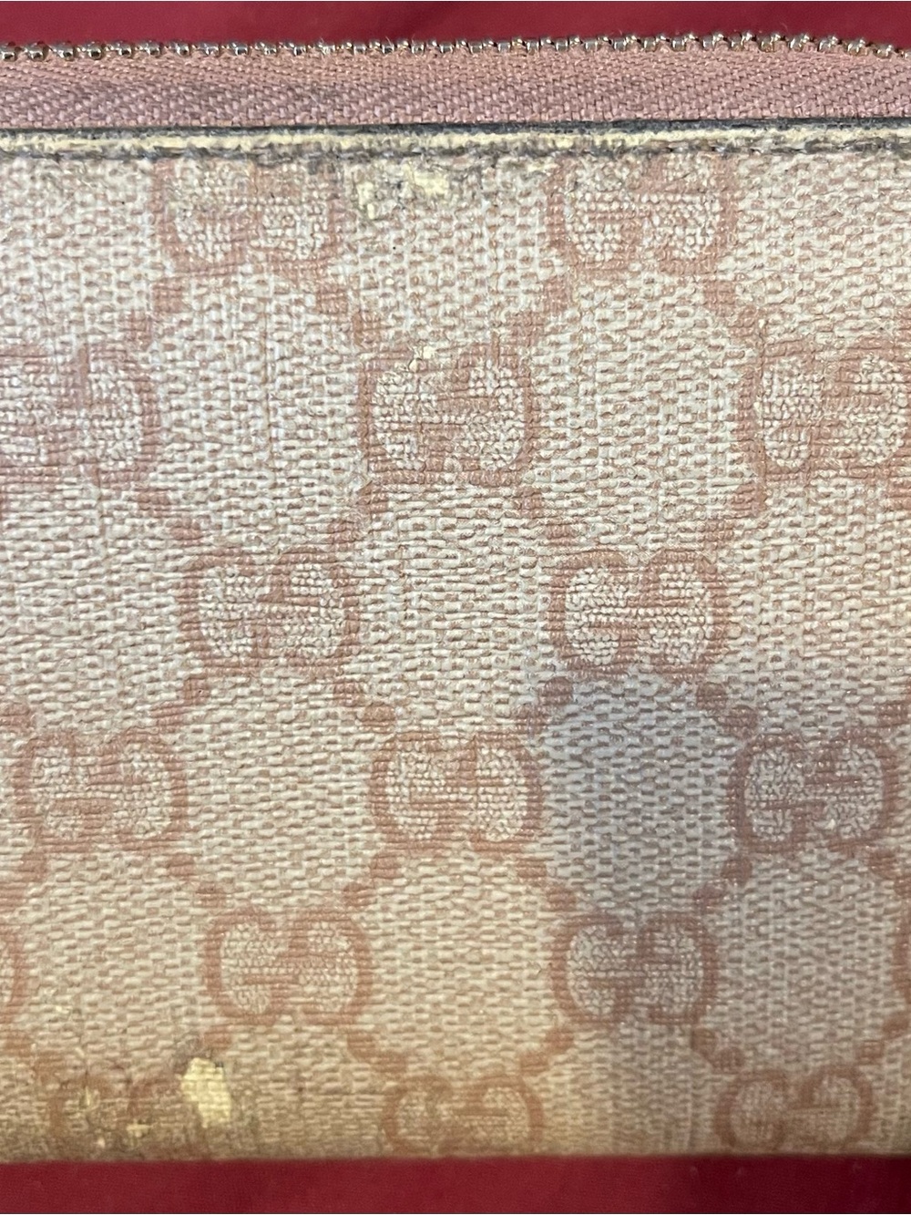 Gucci Beige GG Zip-Around Wallet with Gold Charm - Picture 7 of 15